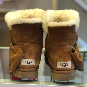 UGG classic mini twist boots
